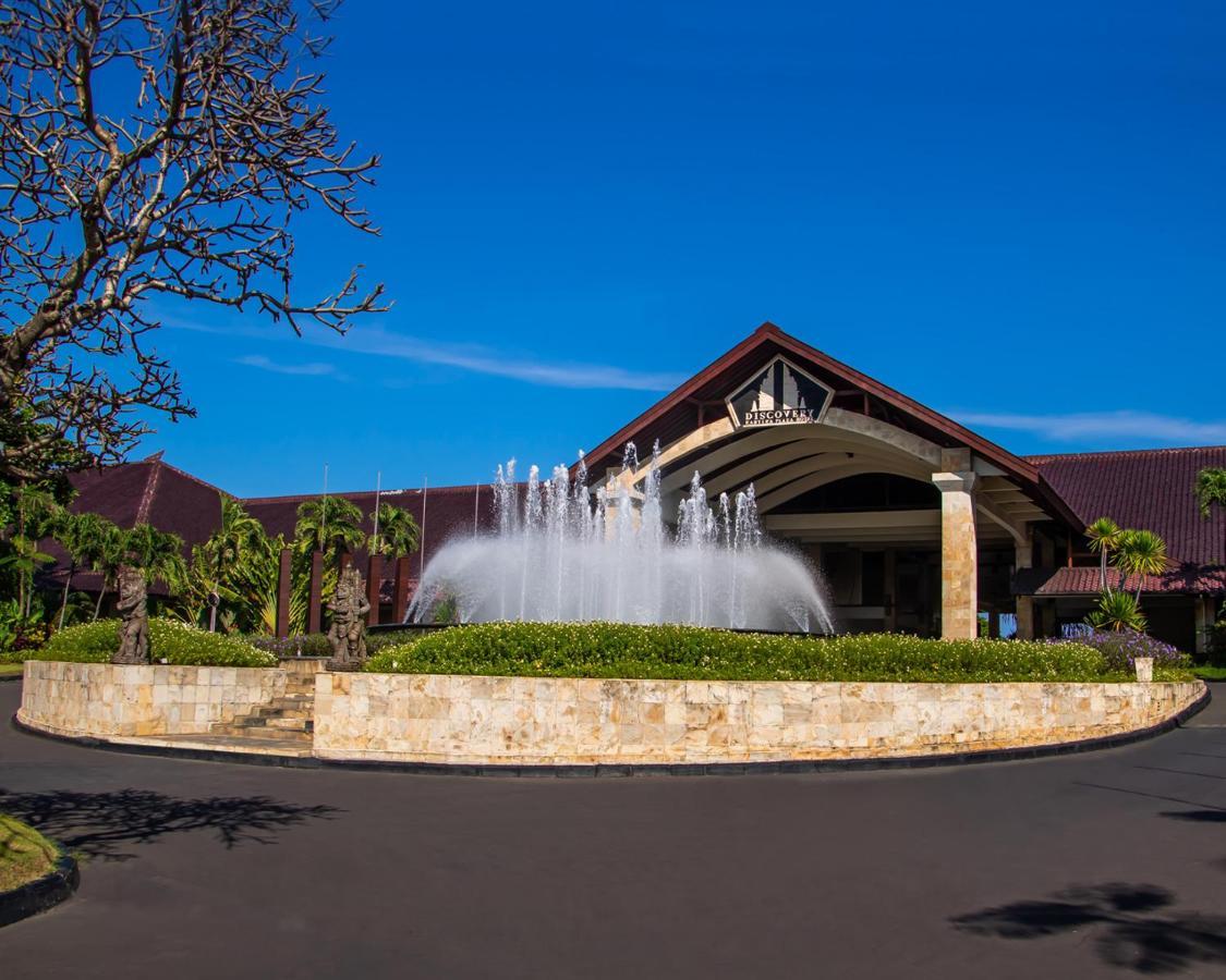 Discovery Kartika Plaza Hotel Kuta Lombok Eksteriør bilde The entrance of the resort