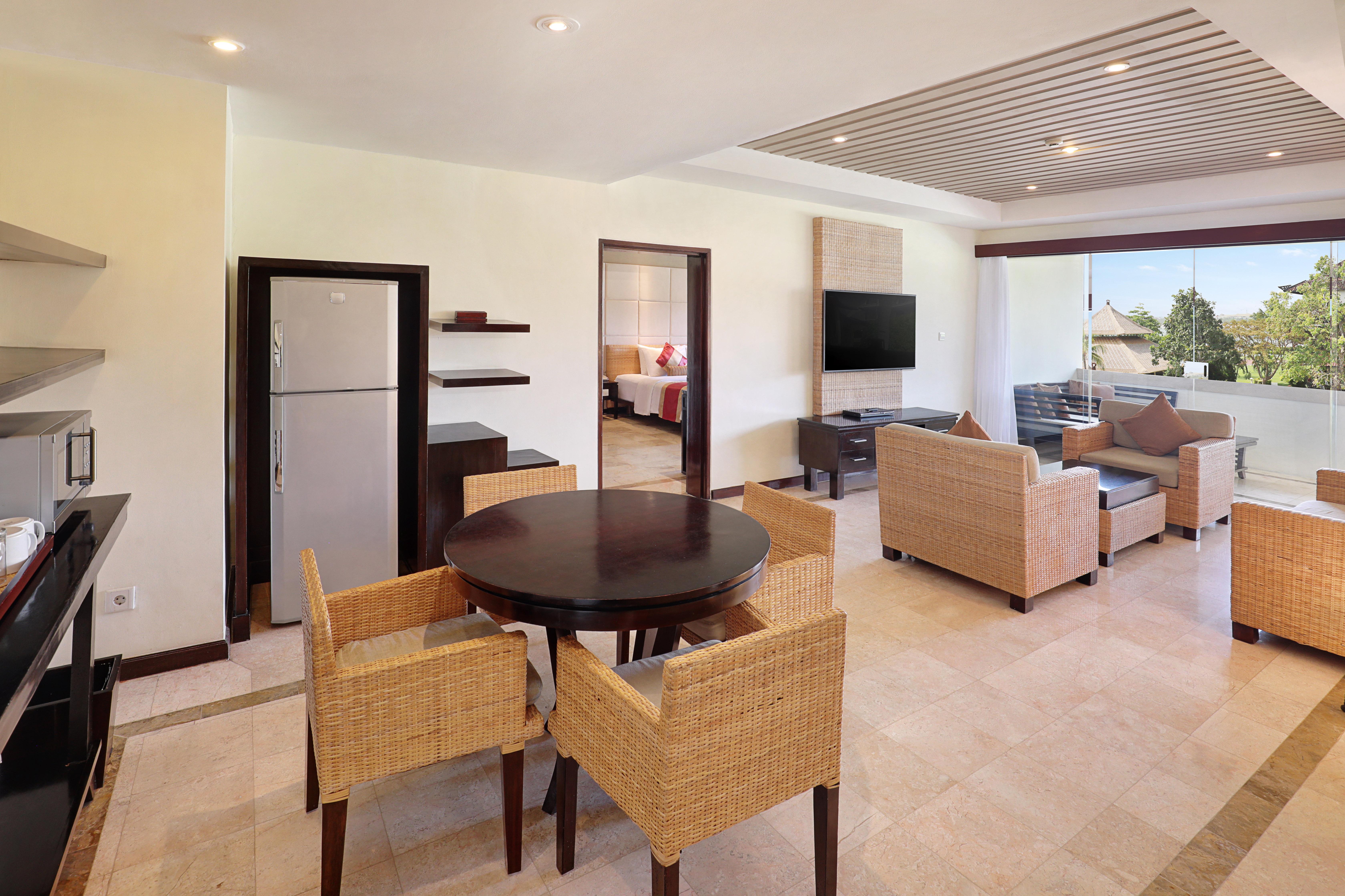 Discovery Kartika Plaza Hotel Kuta Lombok Eksteriør bilde Suite at the Hard Rock Hotel