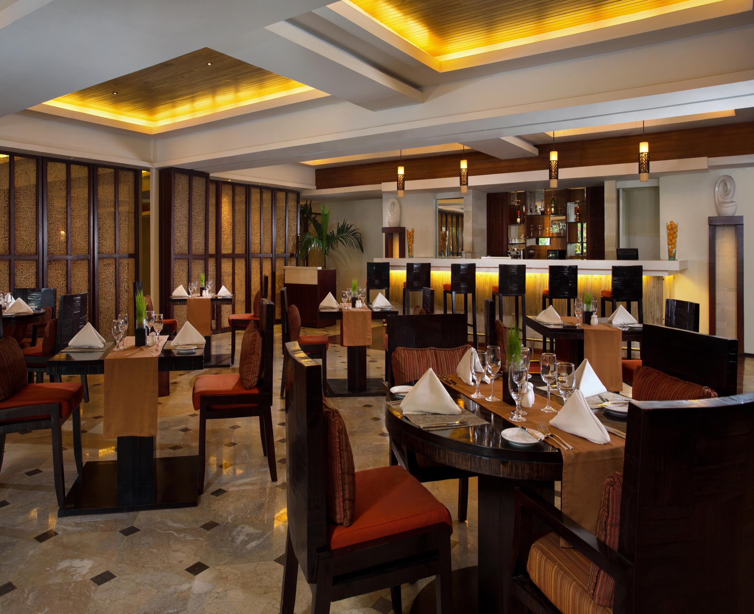 Discovery Kartika Plaza Hotel Kuta Lombok Eksteriør bilde The restaurant